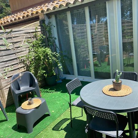 Un Duplex Pour 4 Personne Residence De Vacances Arles Bagian luar foto